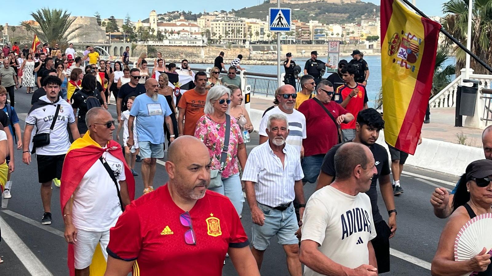 Movilización ciudadana  en Loma Colmenar contra la gestión que el Gobierno nacional hace de la crisis migratoria