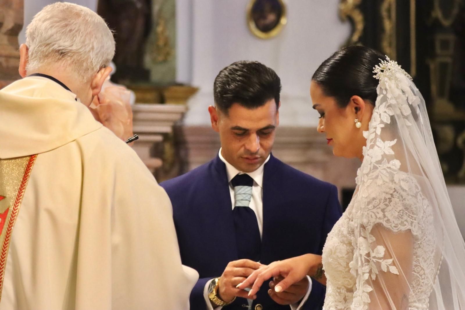 Esther y Fernando sellan su amor en el Santuario