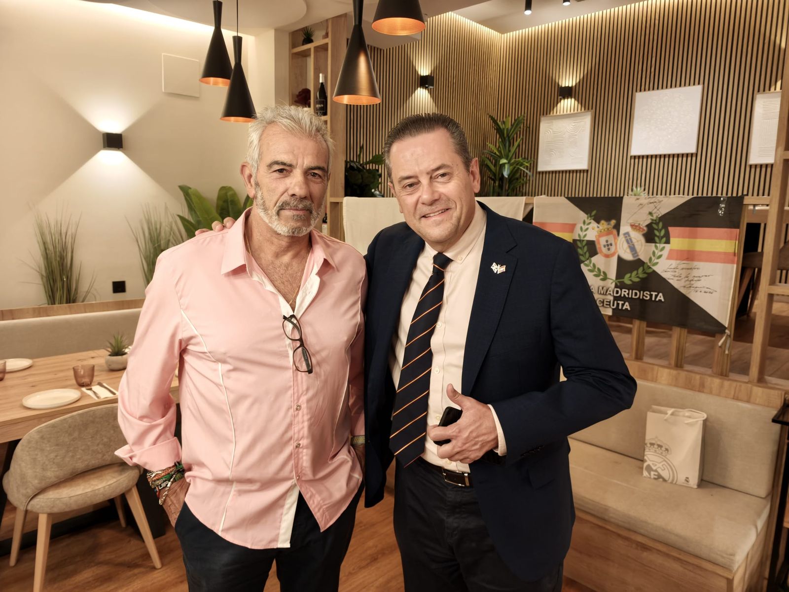 Ambiente madridista en el restaurante 'Aire'