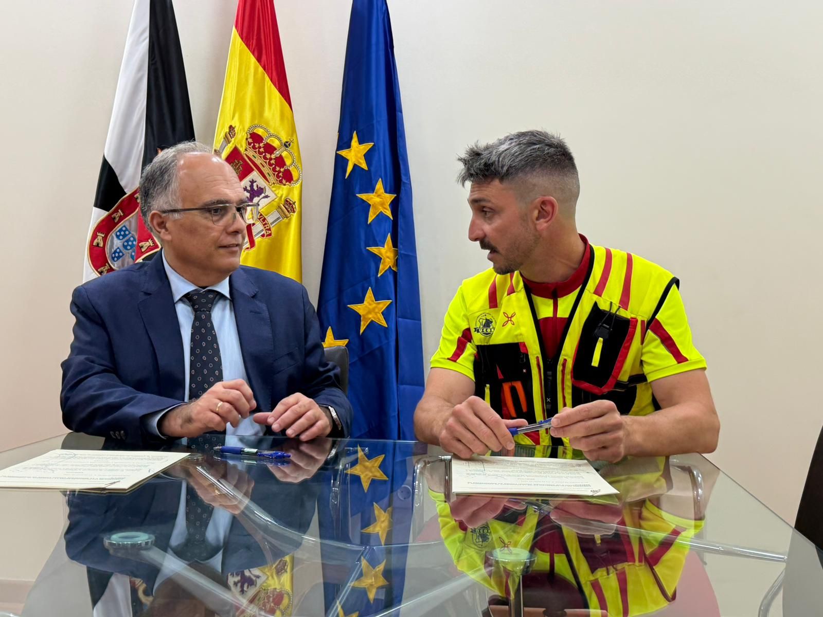 Momento de la firma del convenio