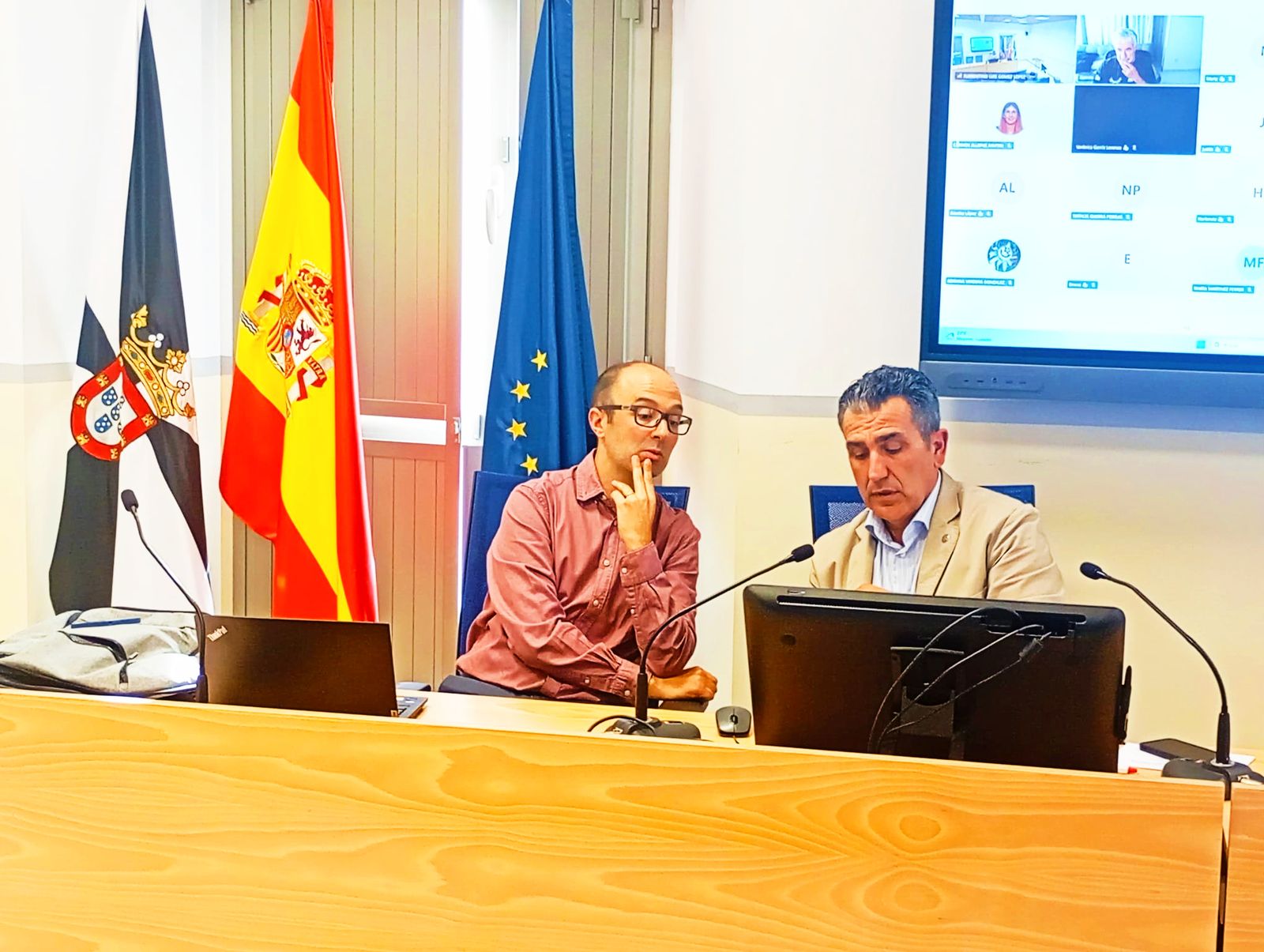 Javier Tajuelo junto a Carlos Rontomé