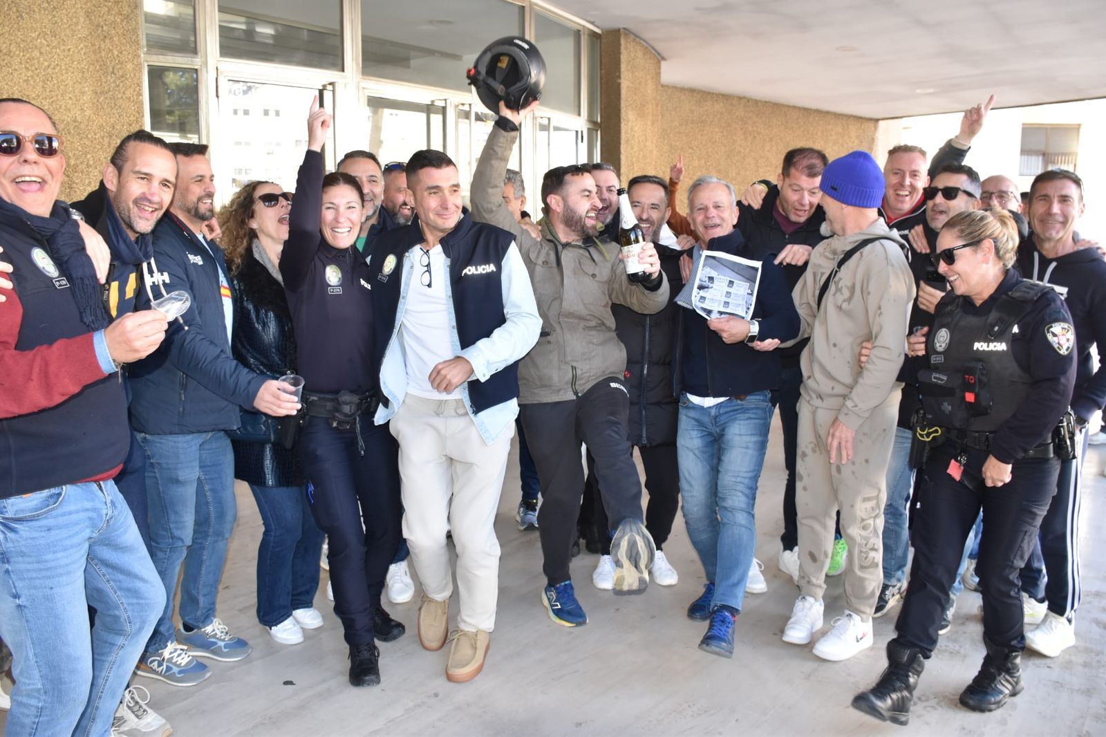 Así celebró 'San Urbano' el premio de la Lotería de Navidad