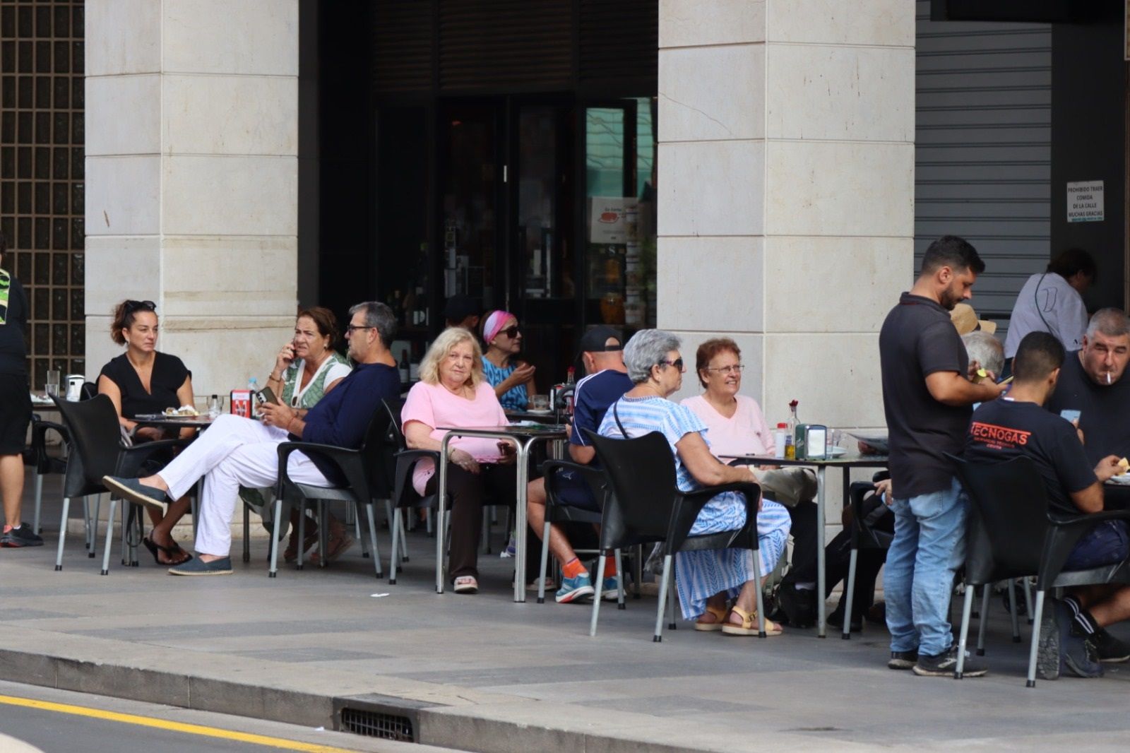 Terraza de un establecimiento hostelero en el centro de la ciudad