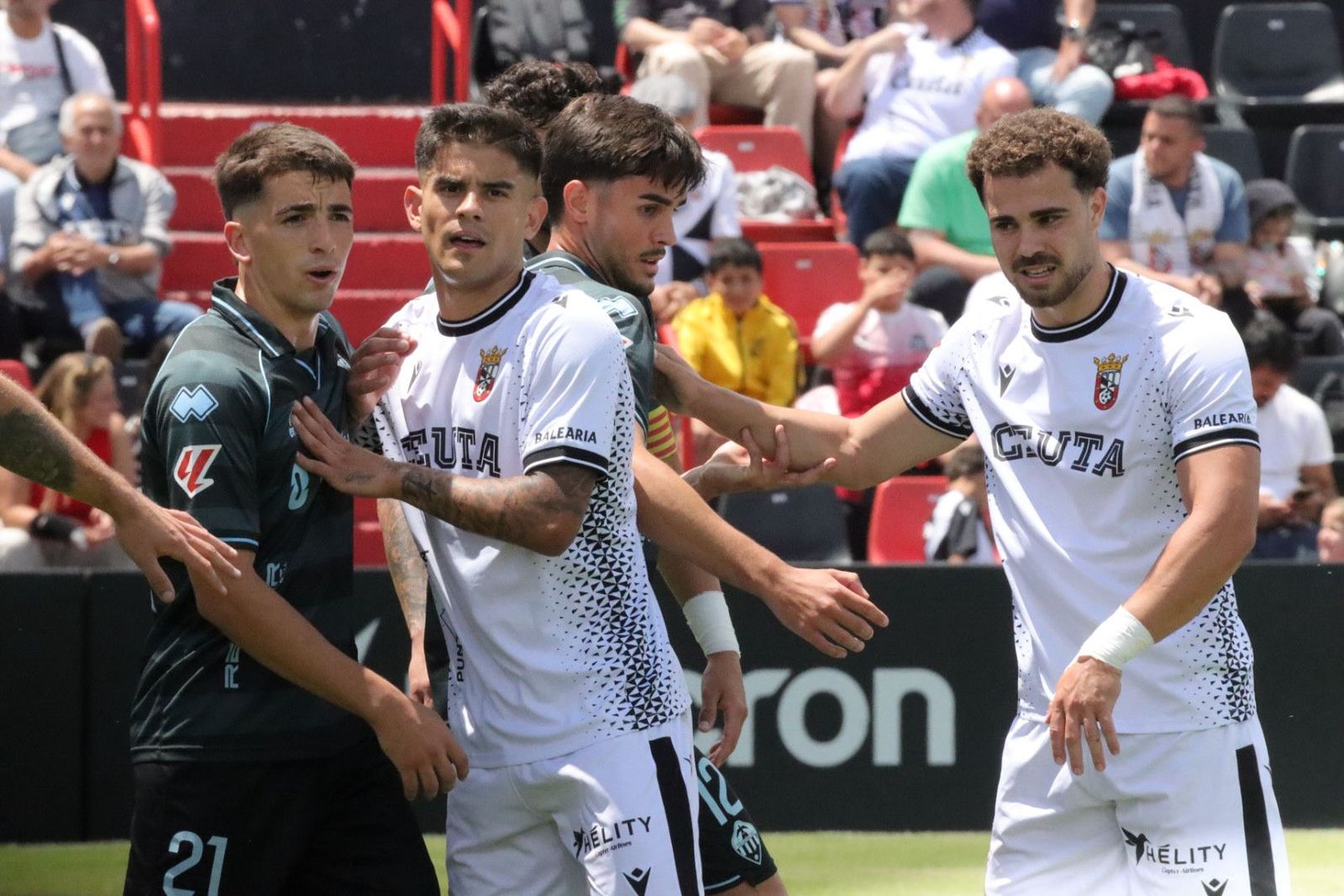 Así se vivió el partido entre la AD Ceuta y el CD Castellón en imágenes