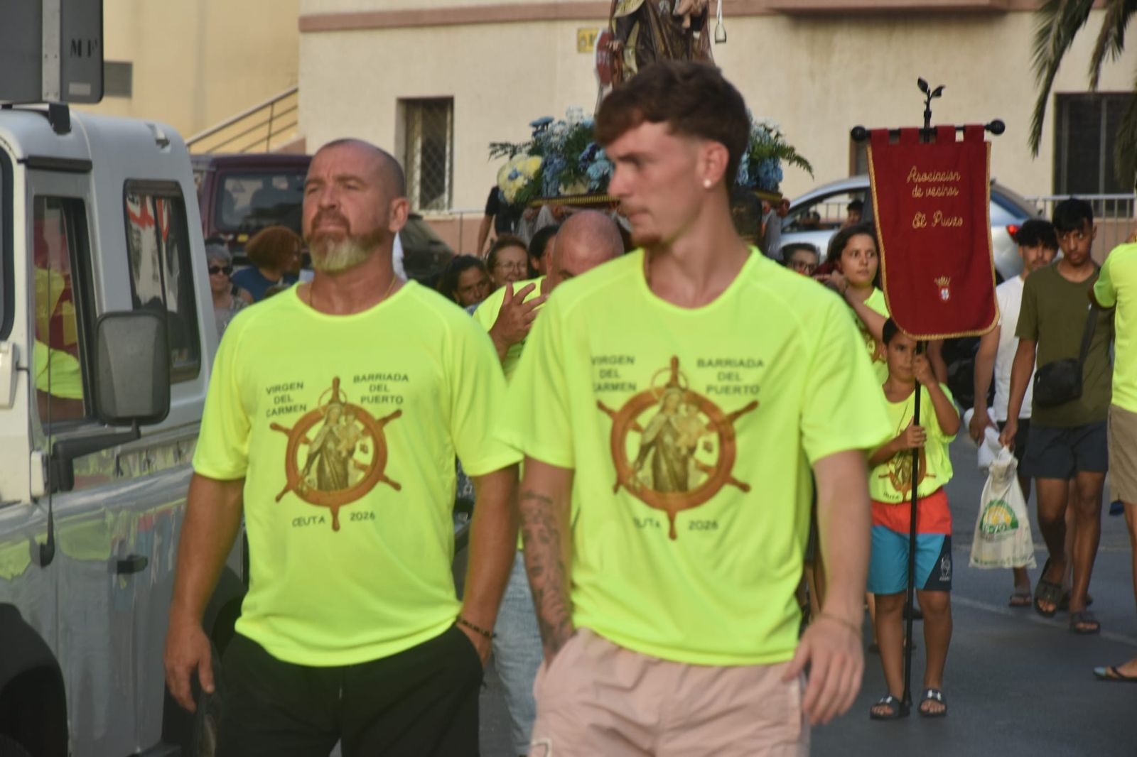 La Virgen del Carmen del Puerto encandila la barriada de Villajovita