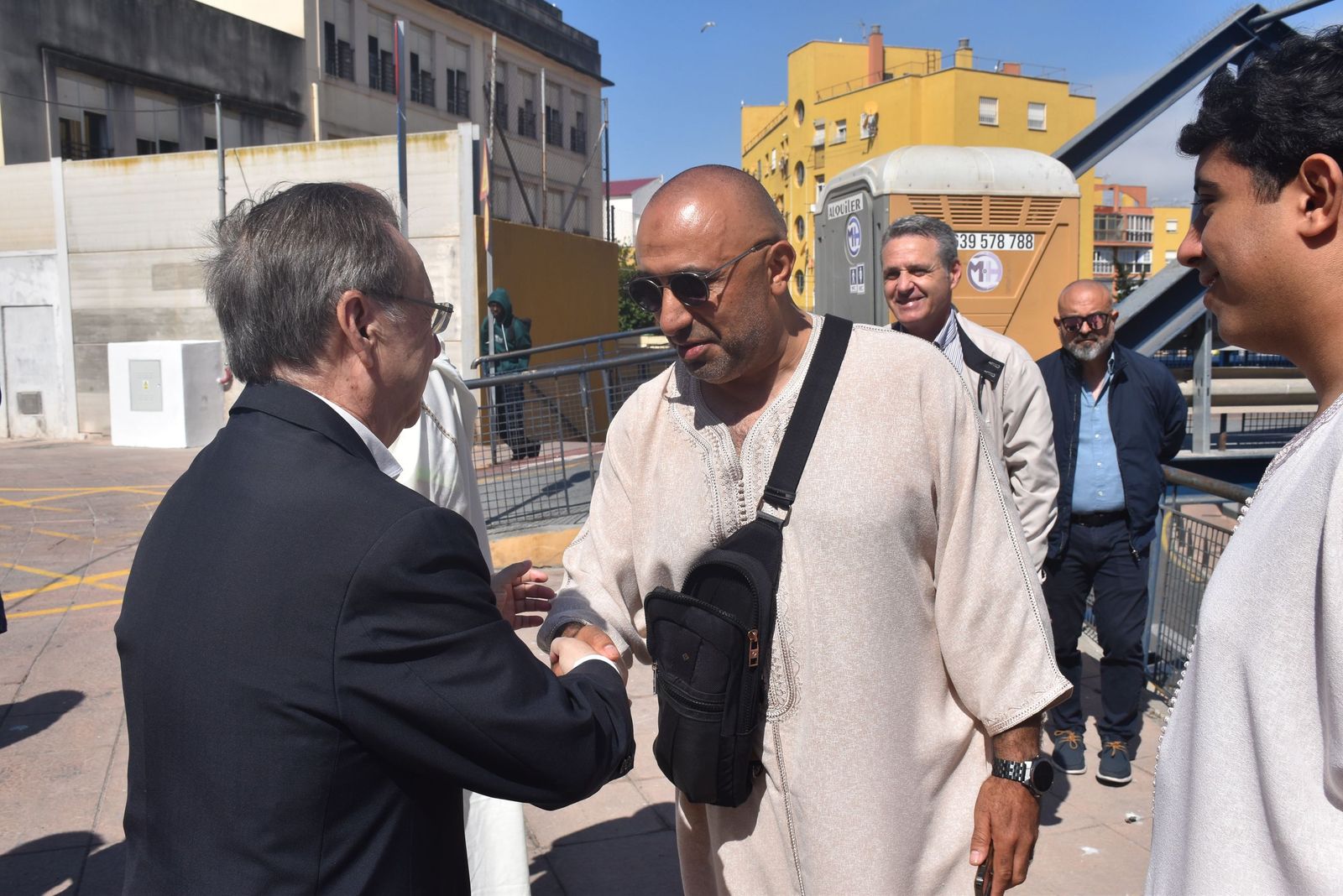 Así ha sido la visita de Benzina y Vivas al matadero de Hadú