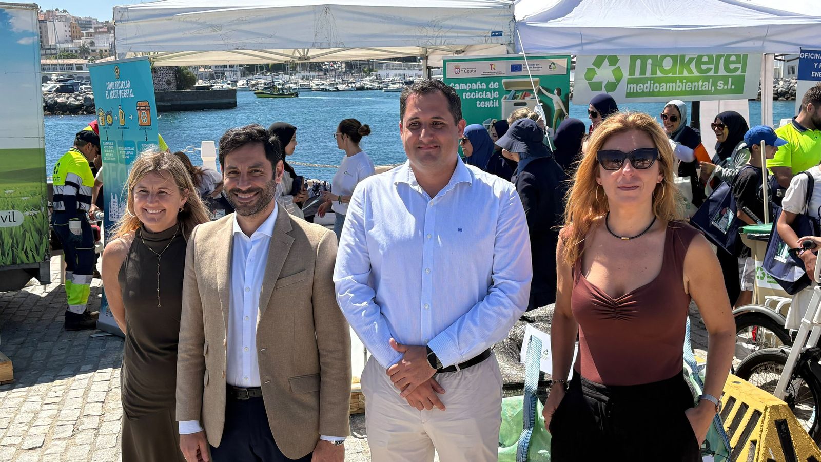Ramírez, junto a Martínez Peñalver y Zafra, durante te su visita a la Feria del Medio Ambiente