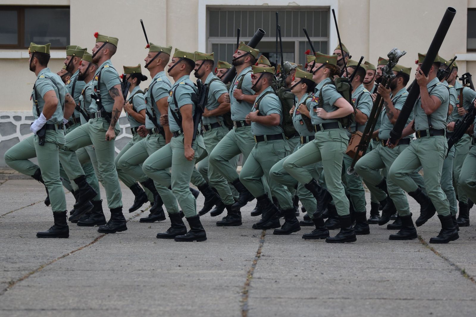 Brillante y marcial celebración del 105 Aniversario de la Legión