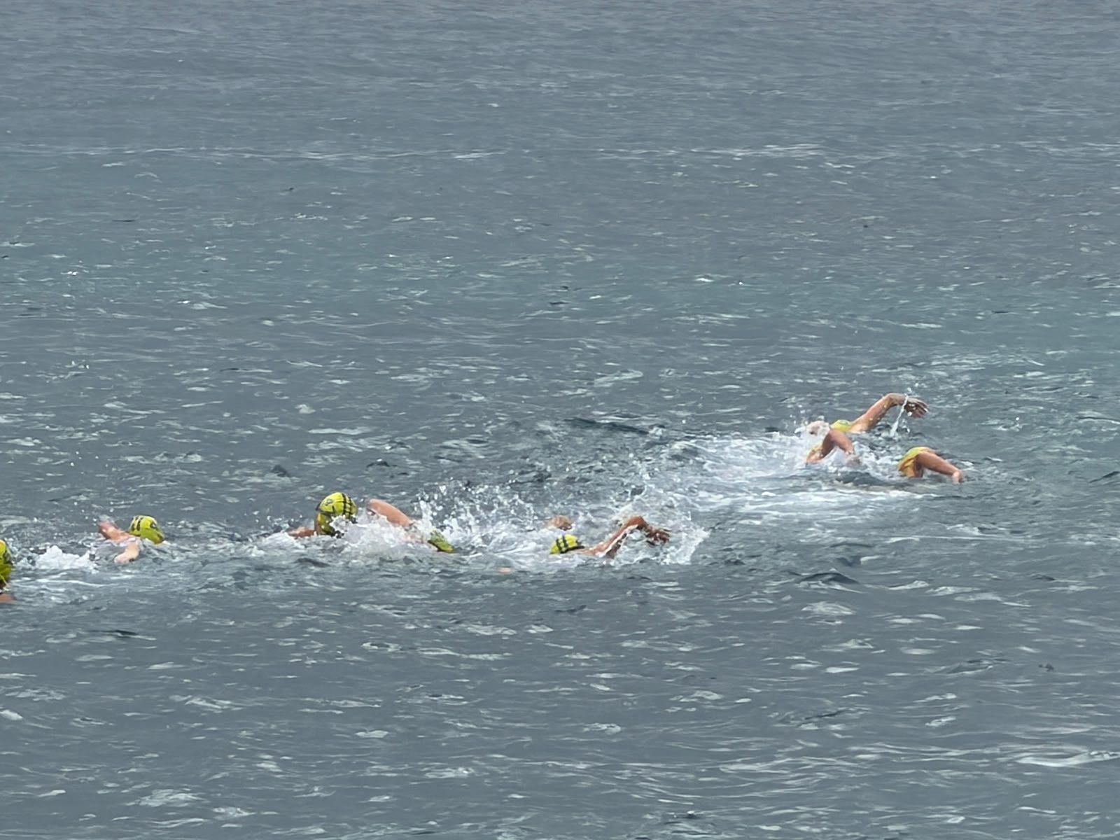 Los aficionados al triatlón en Ceuta se reúnen para participar en el Acuatlón Popular 'Juan Mur' y en la Phoenix Kids Triathlon