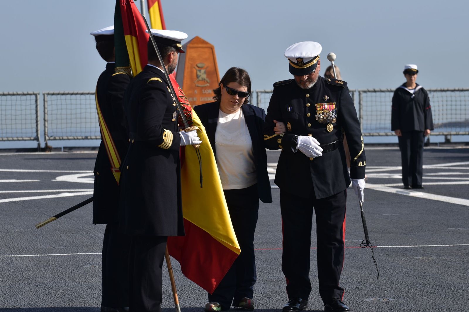 Emotiva jura de bandera a bordo del 'Castilla'