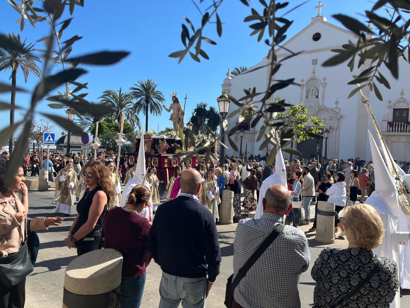 El Resucitado pone un brillante cierre a la Semana Santa de 2026