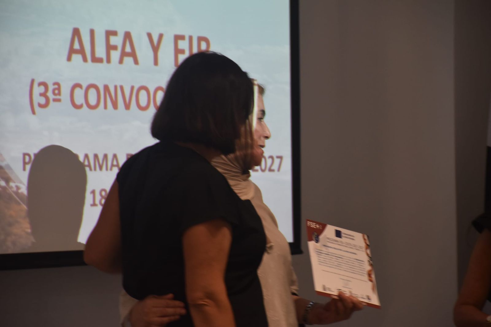 Más de medio año de esfuerzo tiene premio: los alumnos de los programas europeos reciben sus diplomas