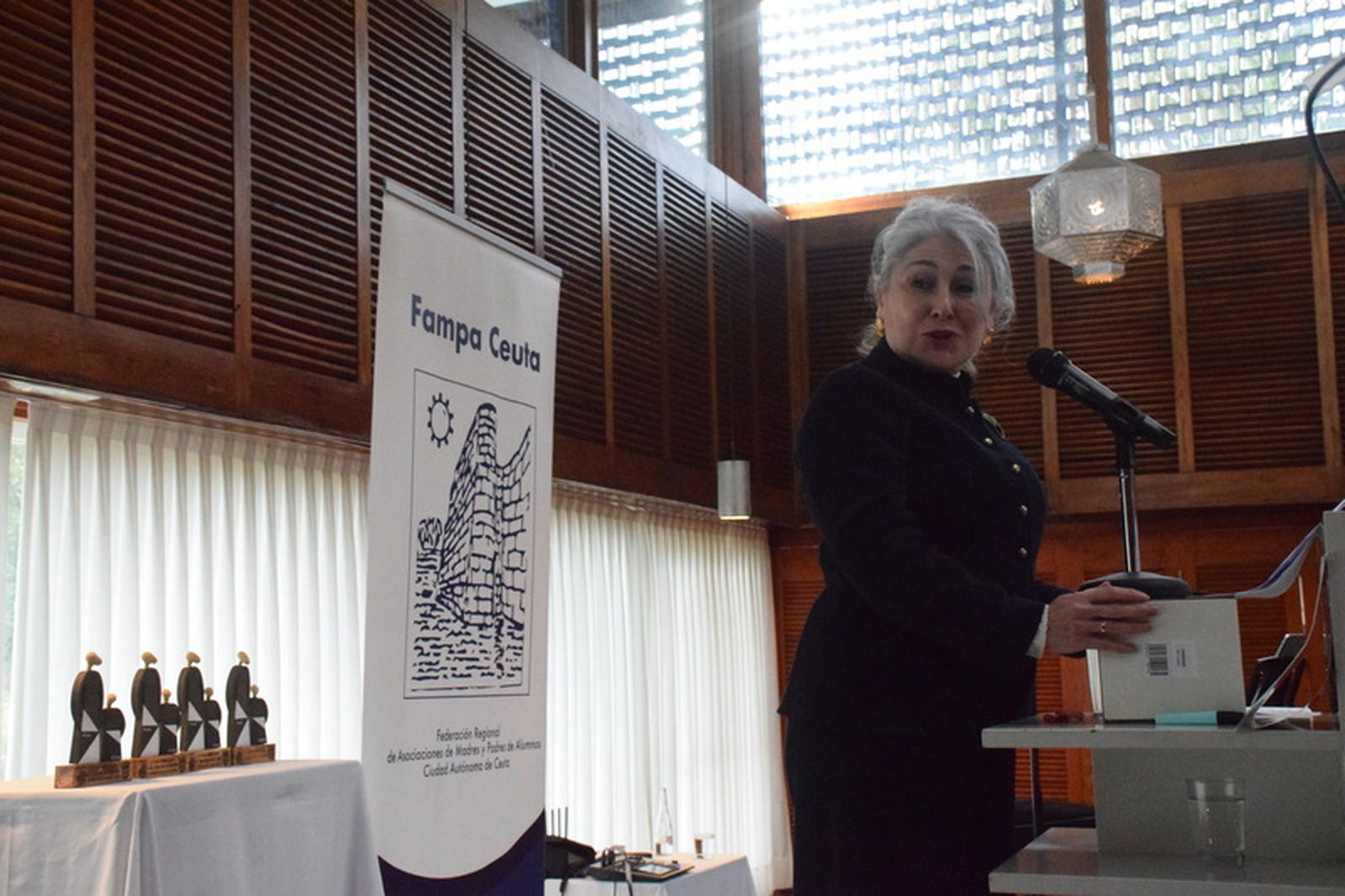 Fampa entrega sus fotos anuales, convertidos en una reivindicación de la educación pública