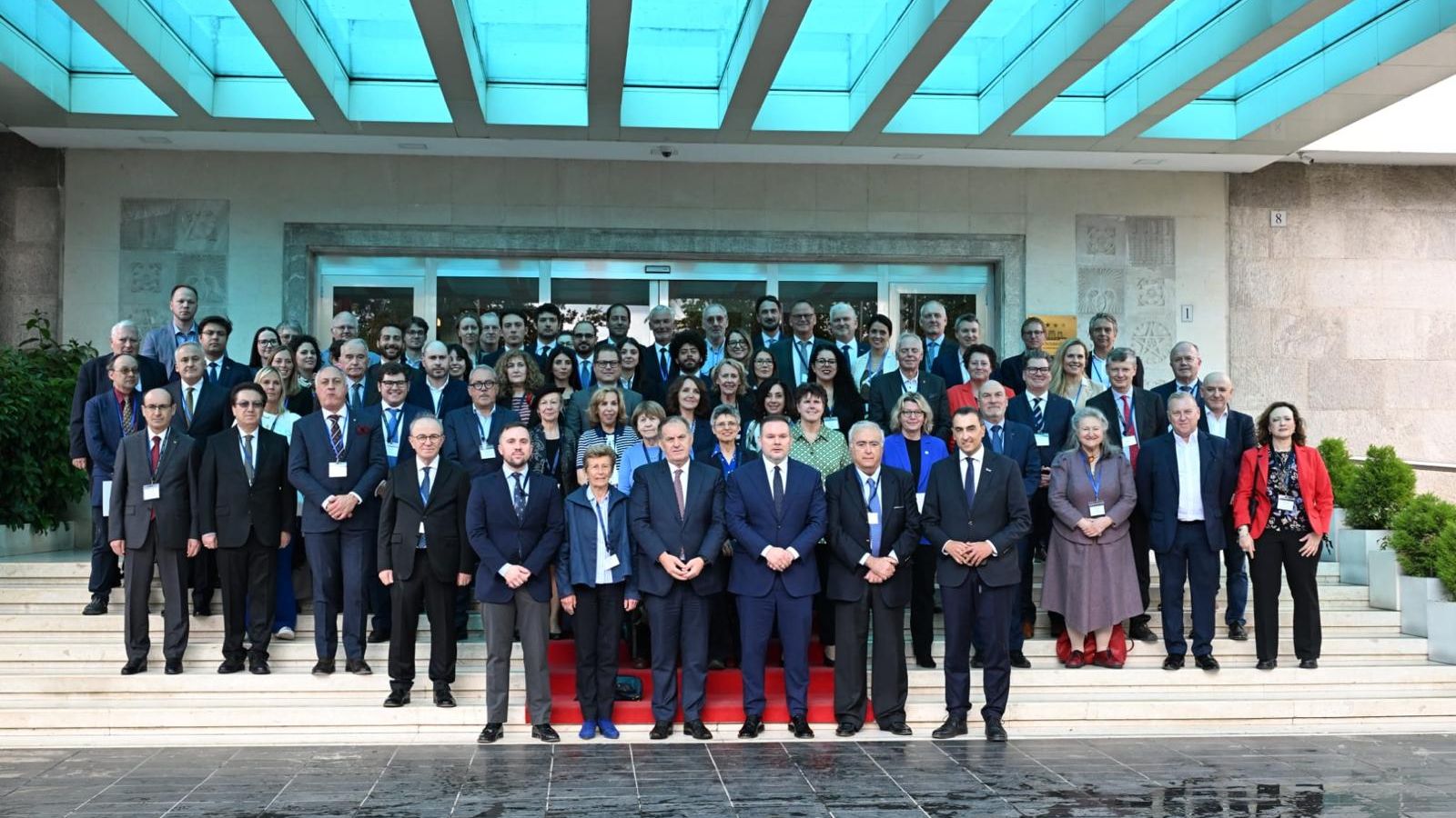 Foto de familia de las Jornadas Internacionales de la Asociación de Representantes del Estado en el Territorio