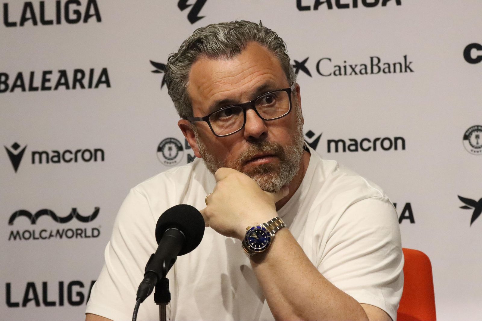 Sergio González durante la rueda de prensa postpartido este sábado