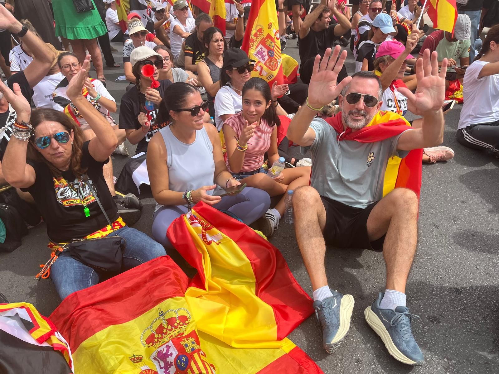 Ceuta vuelve a echarse a las calles para recordar que "Un caballa nunca se rinde"