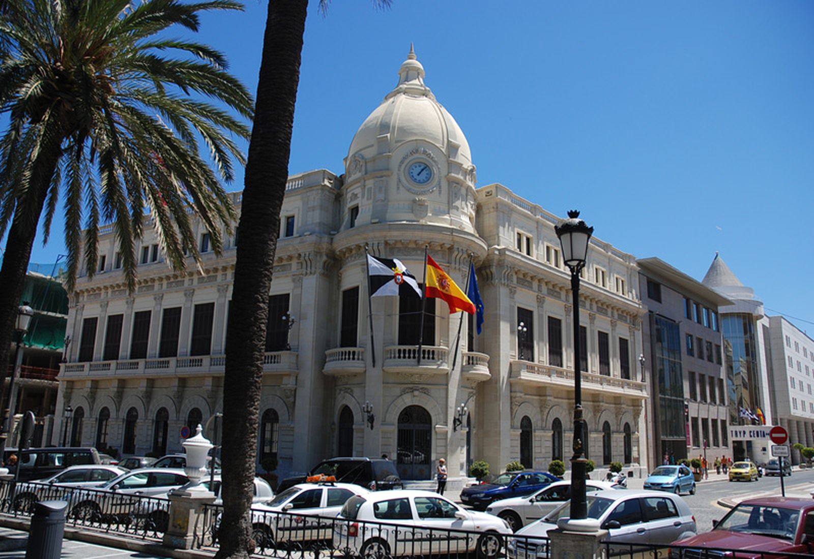 Fachada del Ayuntamiento de Ceuta