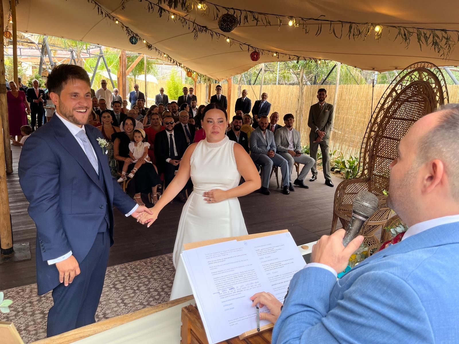 Santi y María sellan su amor en ‘El Sarao’