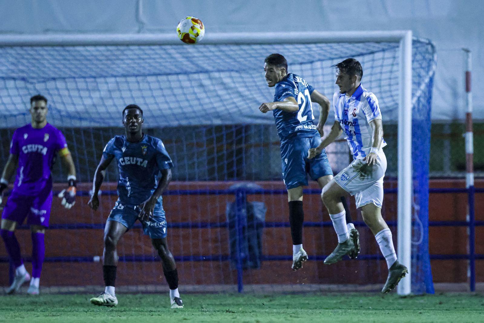FOTOGALERÍA: El Ceuta no baja el ritmo y vence 0-2 a La Unión Atlético