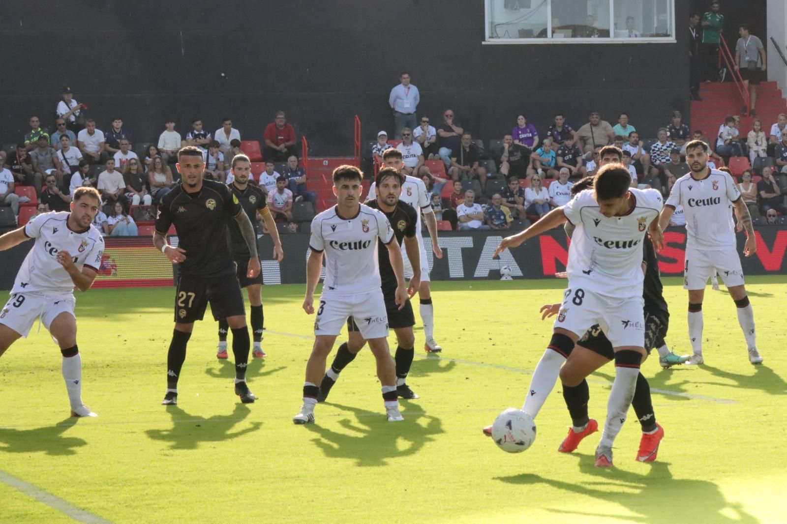 (1-2) Una AD Ceuta, espesa, pierde ante un buen Sabadell