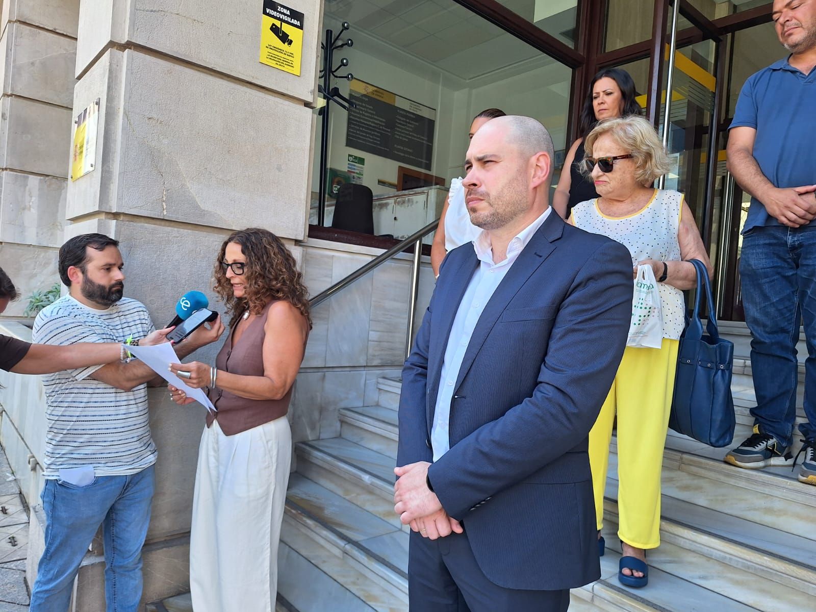La jefa de la unidad contra la Violencia sobre la Mujer, Catalina Fuentes, durante la lectura del manifiesto