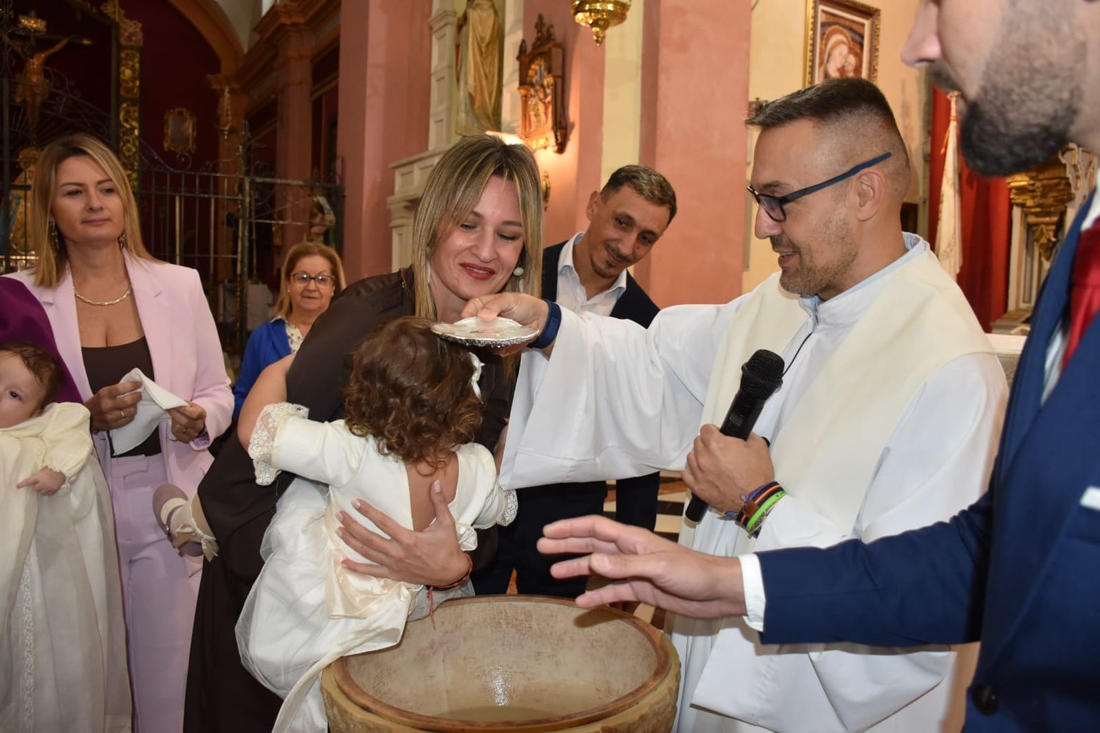 El bautizo de los hermanos Antonio y Jimena