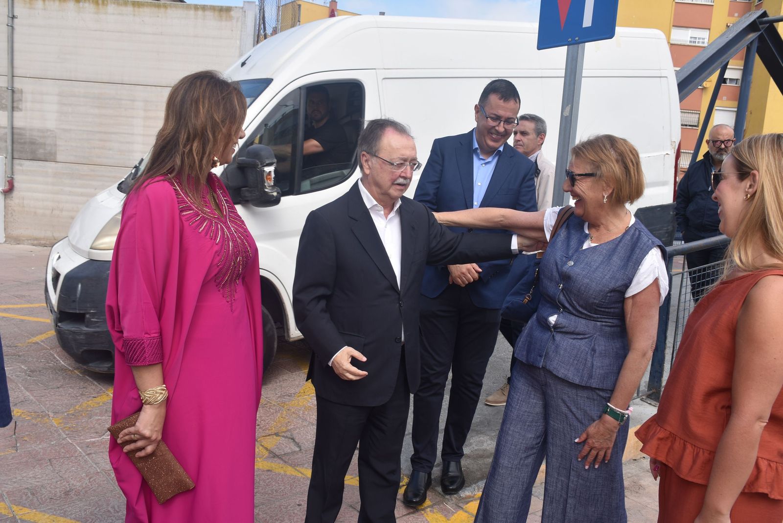Así ha sido la visita de Benzina y Vivas al matadero de Hadú