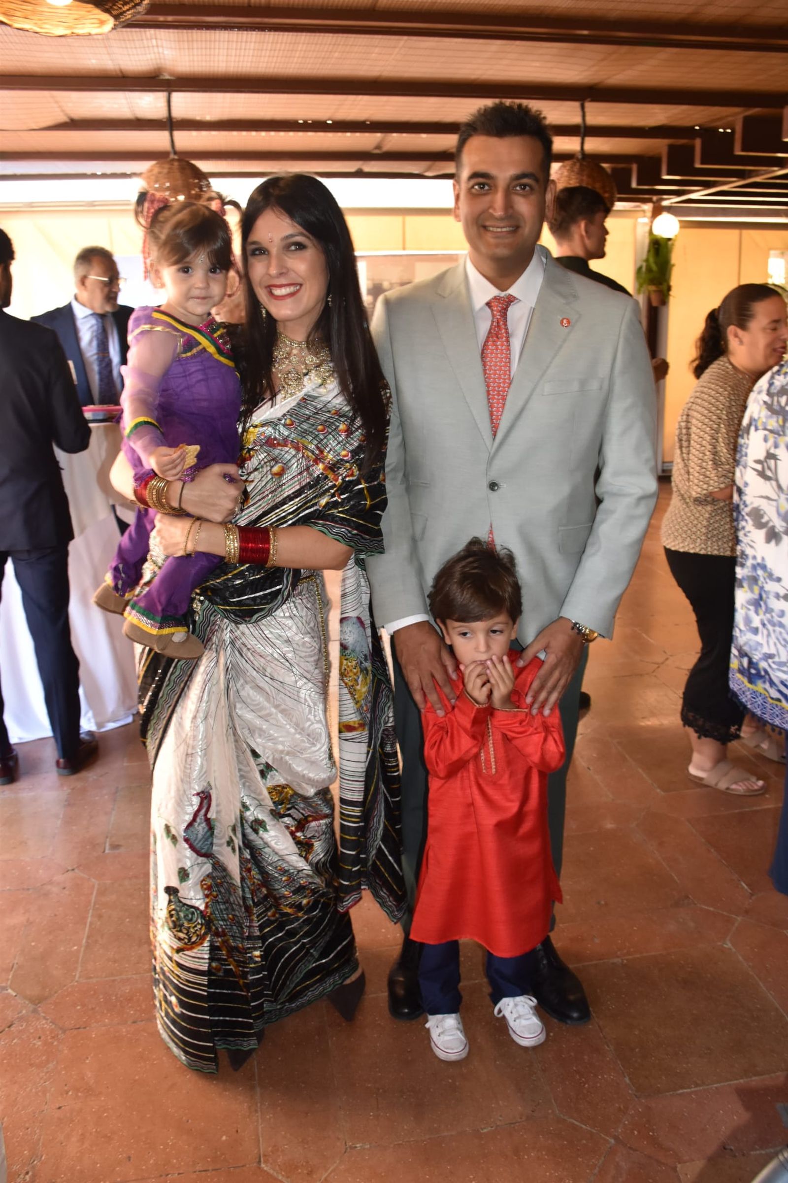 WhatsApp Image 2025-10-18 at 14.37.27 (1)