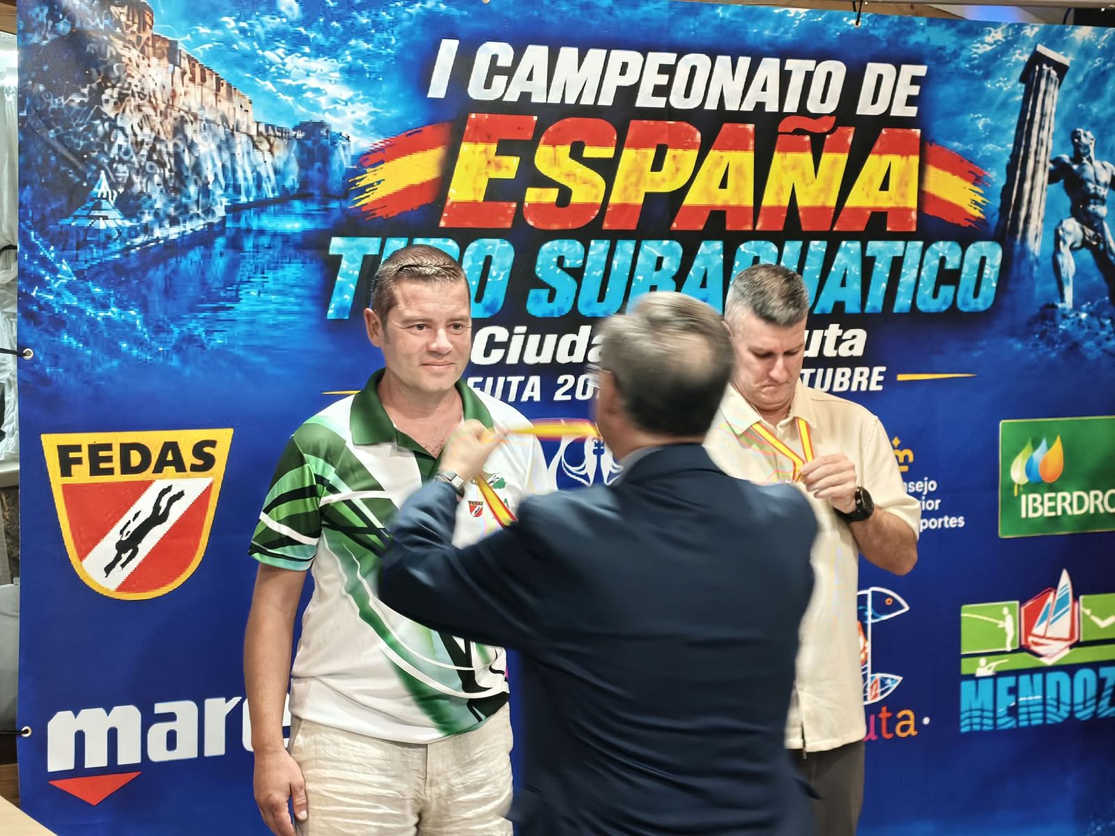 Rafael Ruiz y Mabel Lucena inauguran el palmarés del Campeonato de España de tiro subacuático en Ceuta