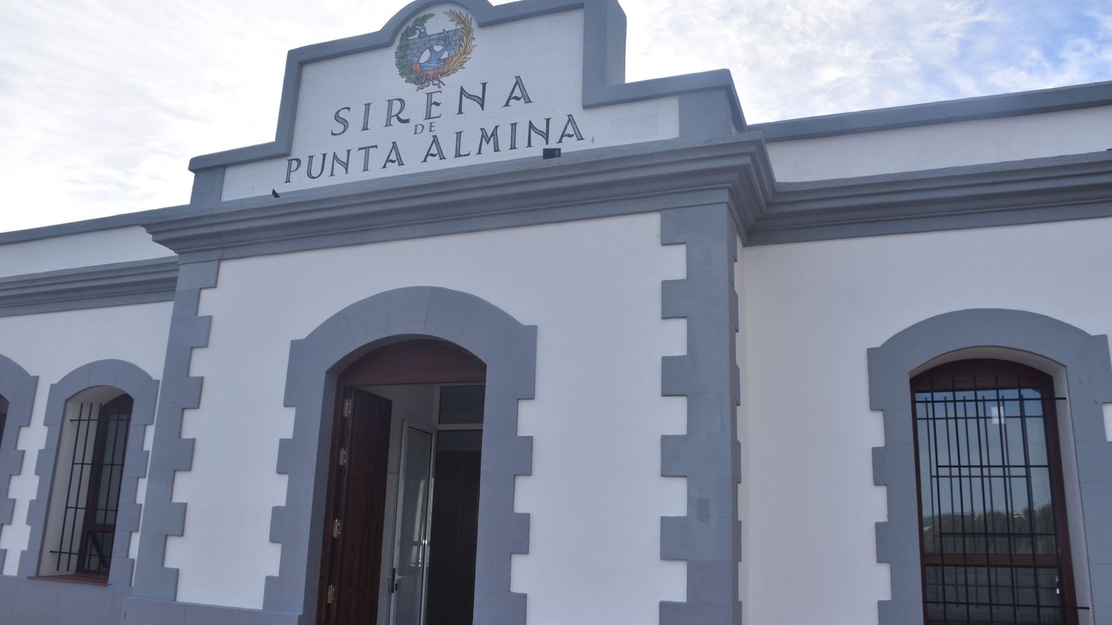 El edificio de la Sirena de Punta Almina ya rehabilitado.