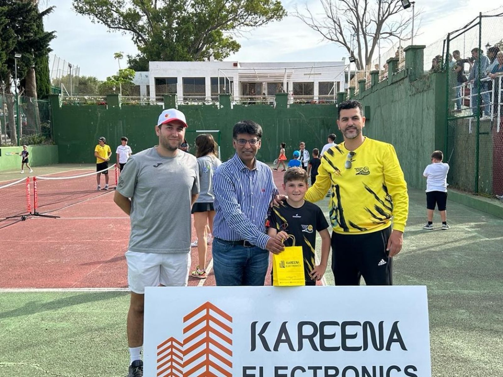 8580_4aa99984-e589-4719-909f-72158bb9c0d4