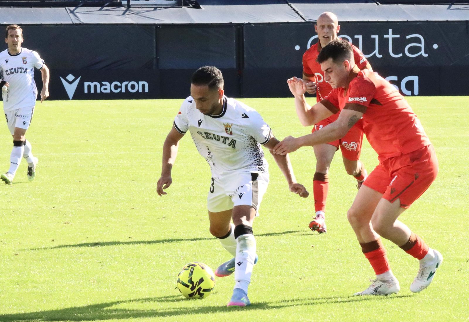 FOTOGALERÍA | Así se vivio la sexta victoria ceutí en el Alfonso Murube