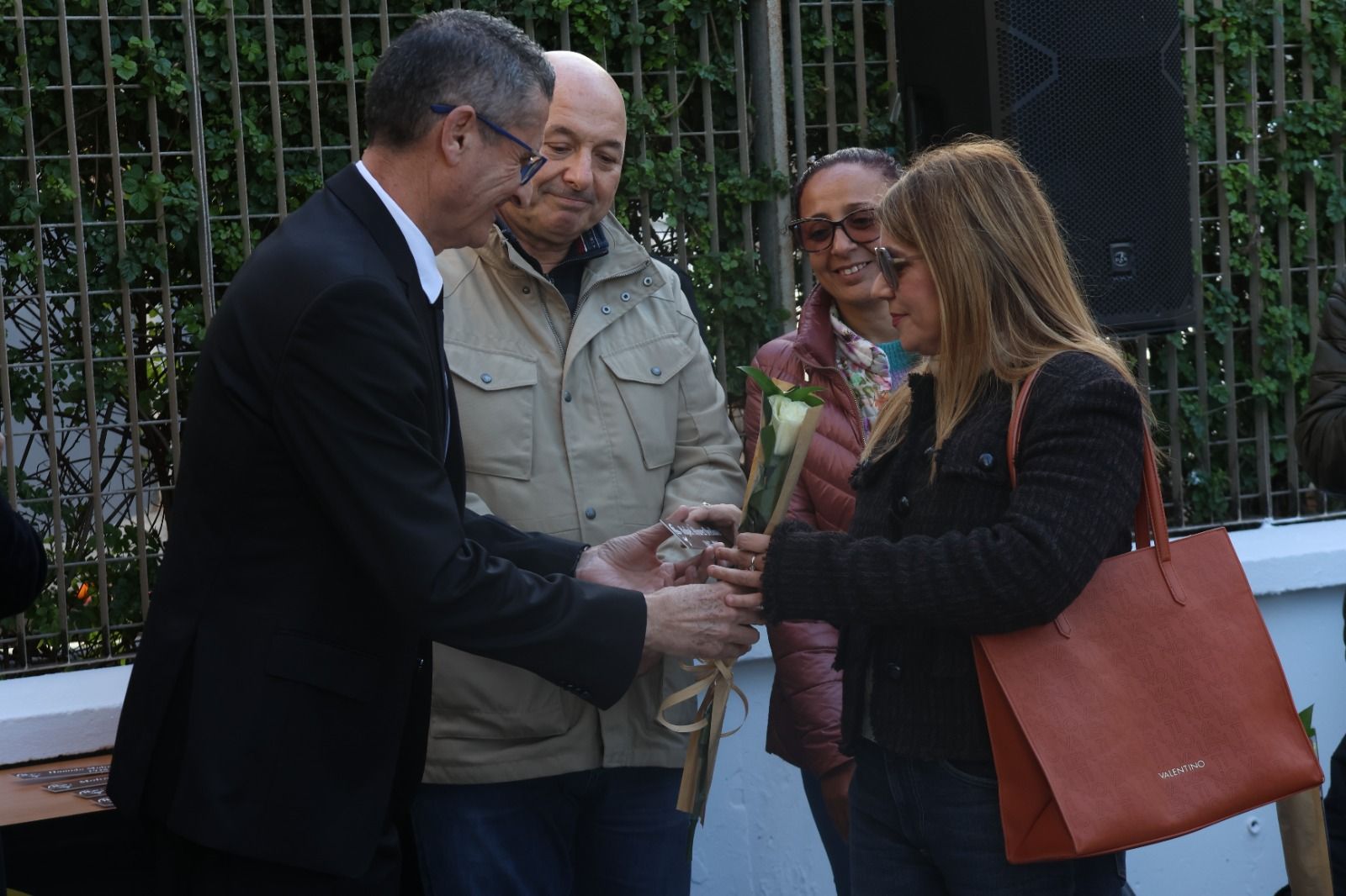 Sentido homenaje de la RFFCE a personas que dejaron huellas en el fútbol