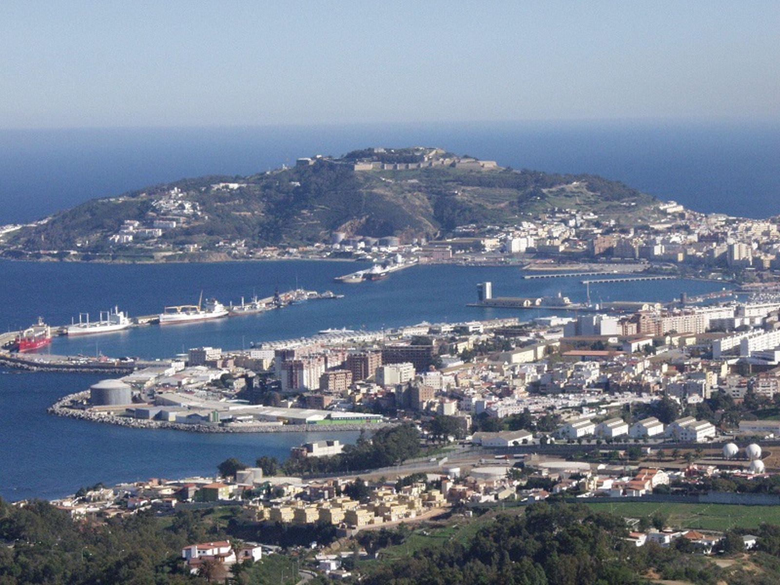 2710_7648_ceuta-desde-arriba