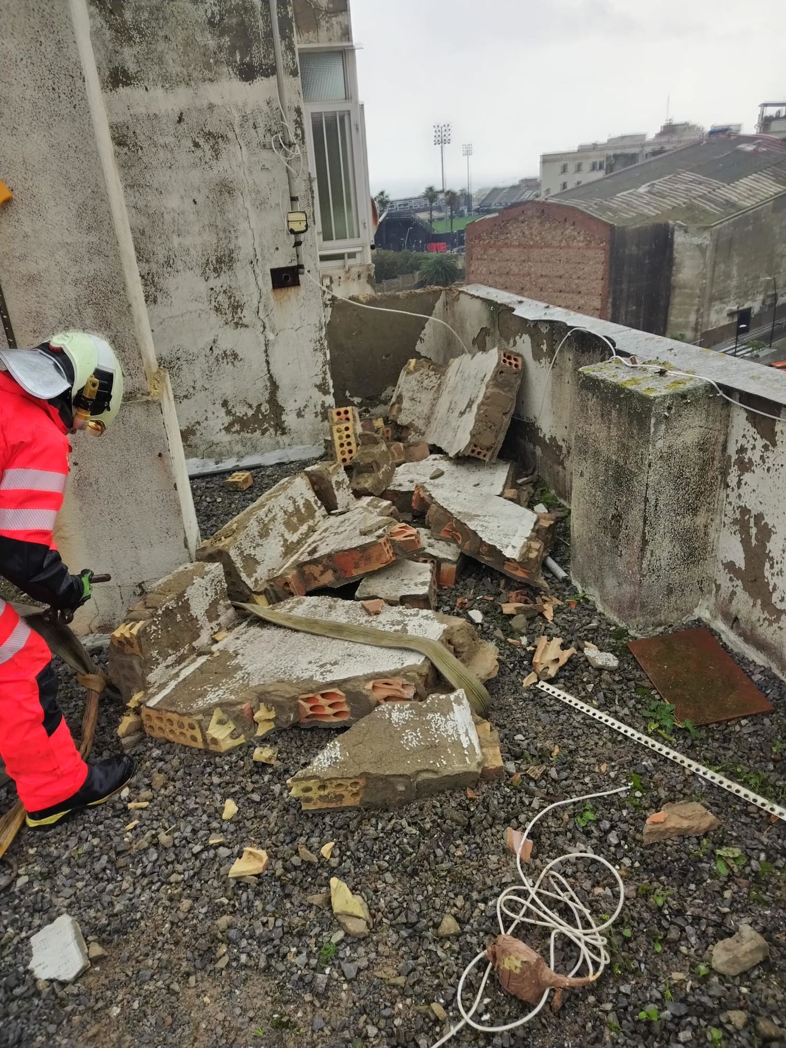 El muro, tras ser derribado