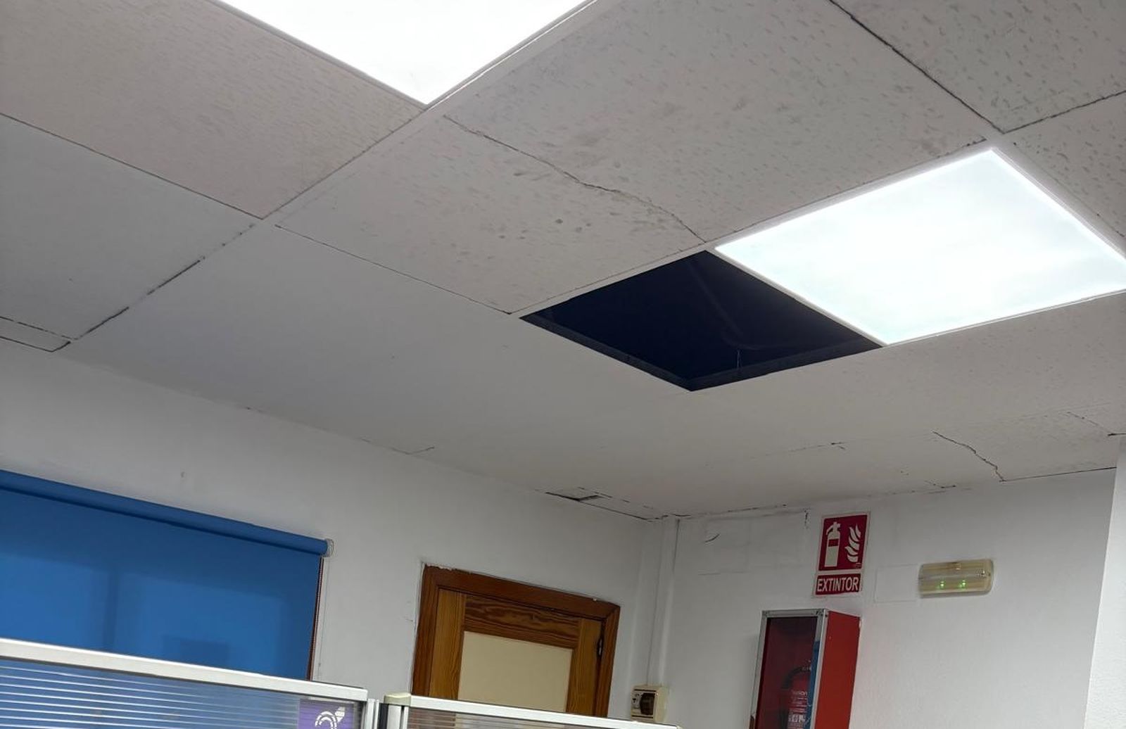 Los sindicatos policiales de Ceuta dicen “basta ya” tras el derrumbe del techo en la oficina de denuncias