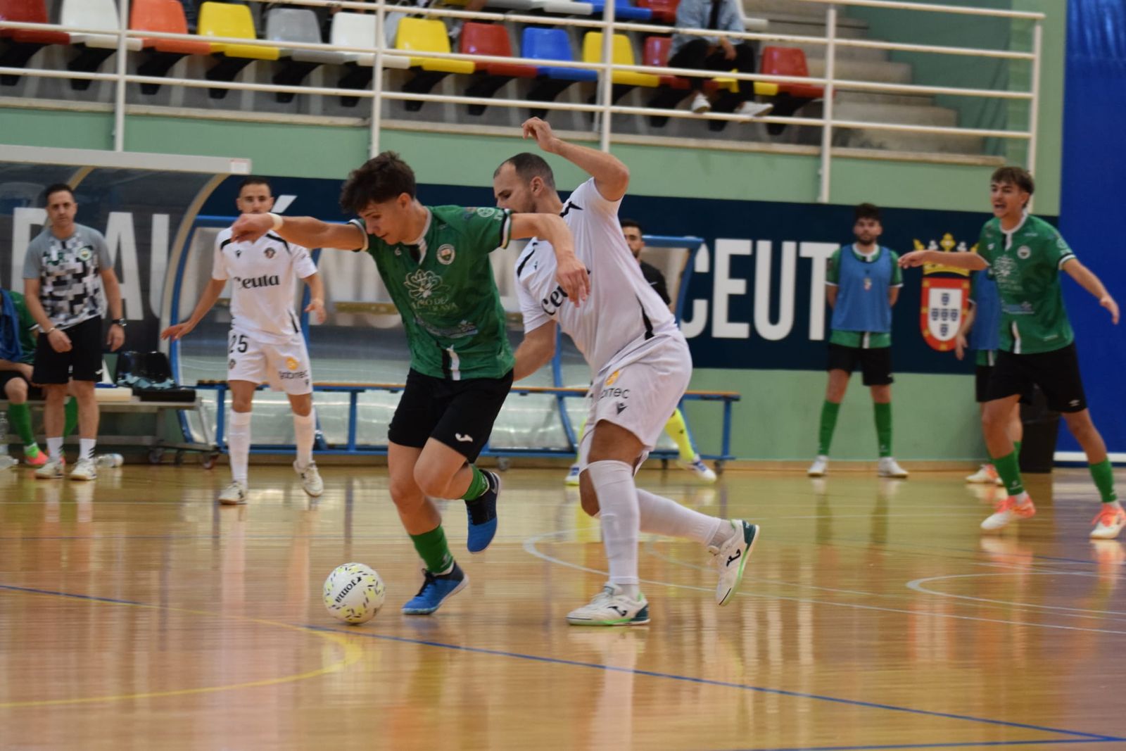 (4-0) El Imperio Ceuta sentencia en la segunda mitad
