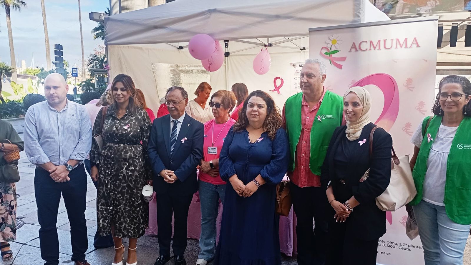 Las autoridades presentes en el acto Las autoridades presentes en el acto
