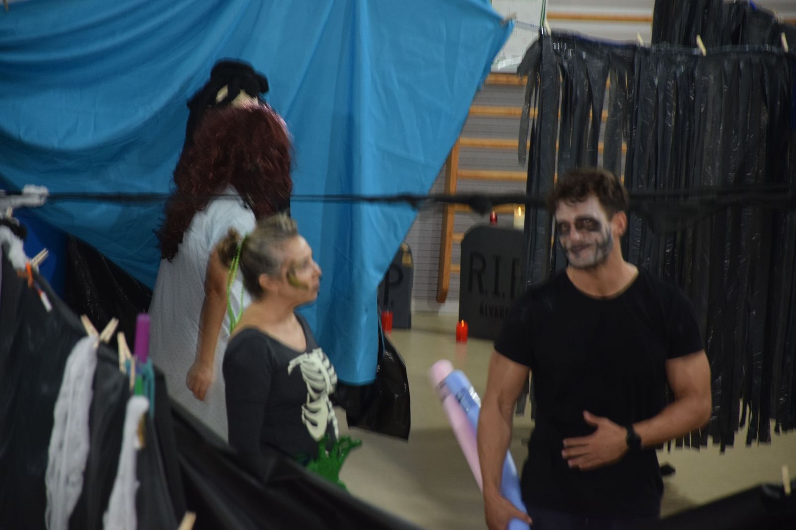 FOTOGALERÍA | Diversión terrorífica en el pasaje del Ciudad de Ceuta por Halloween