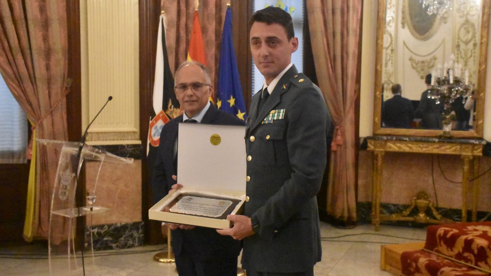 Reconocimiento a la Comandancia de la Guardia Civil