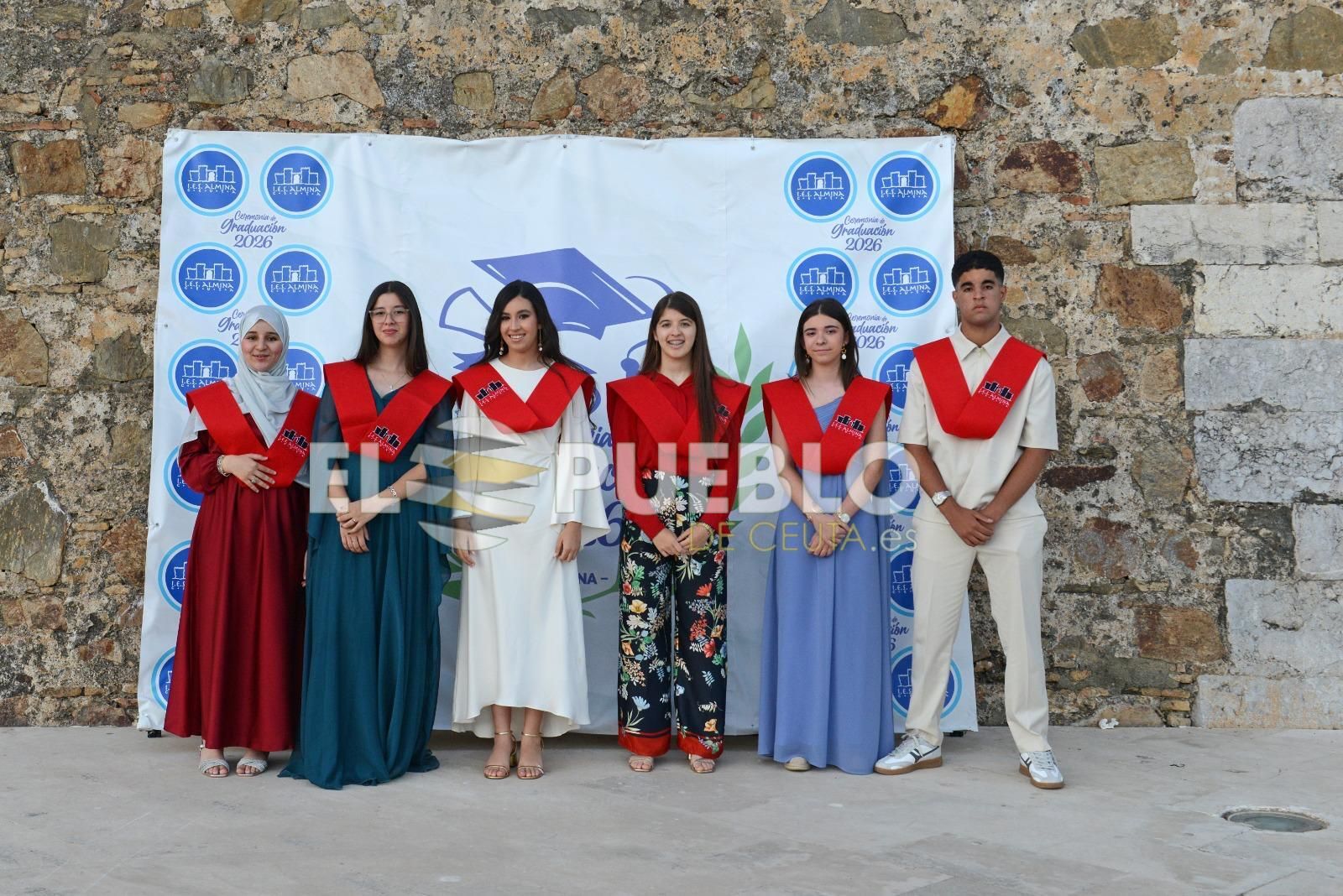FOTOGALERÍA | Graduación en el IES Almina de alumnos de la ESO y Bachillerato
