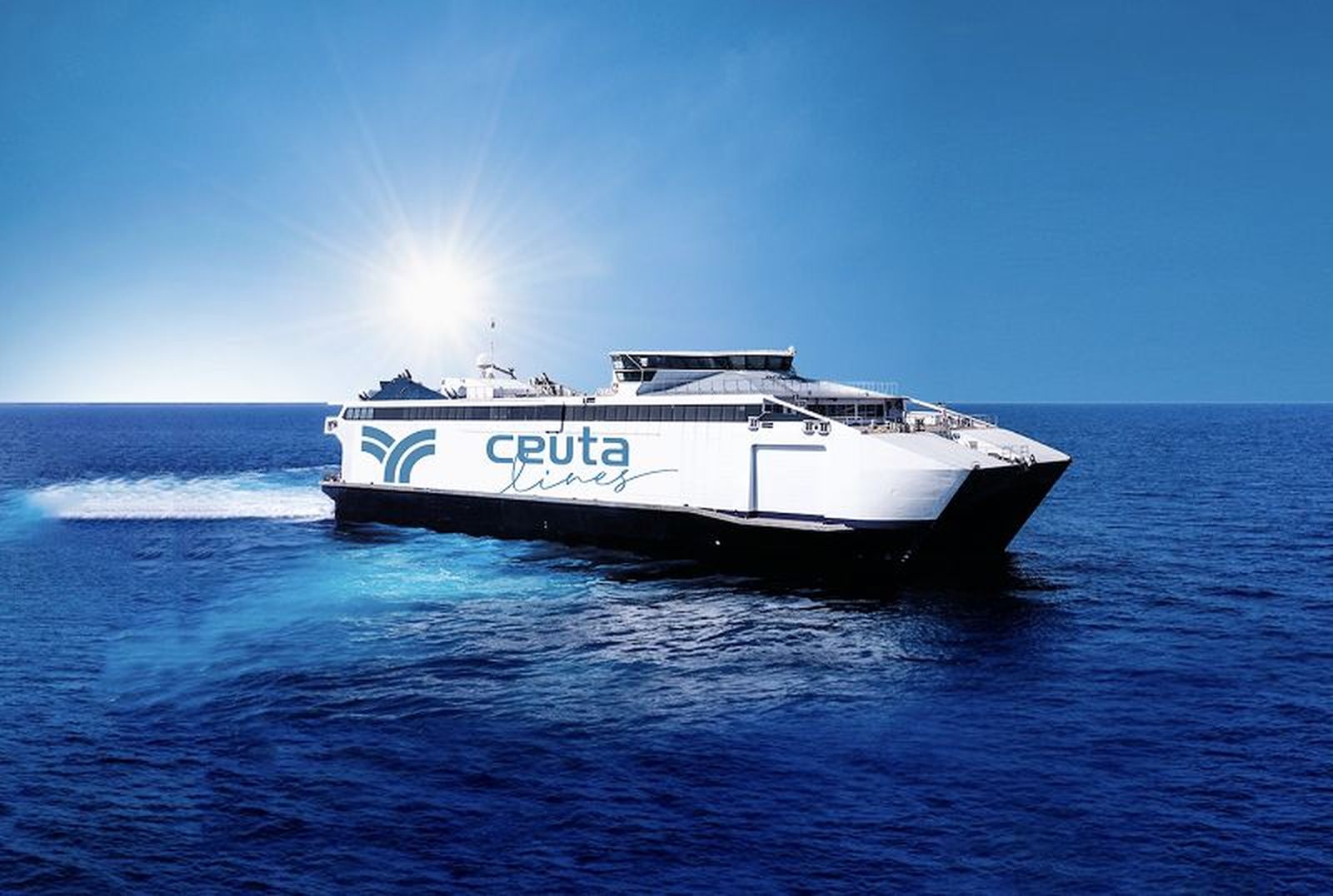 Un barco de Ceuta Lines. / FOTO EL PUEBLO