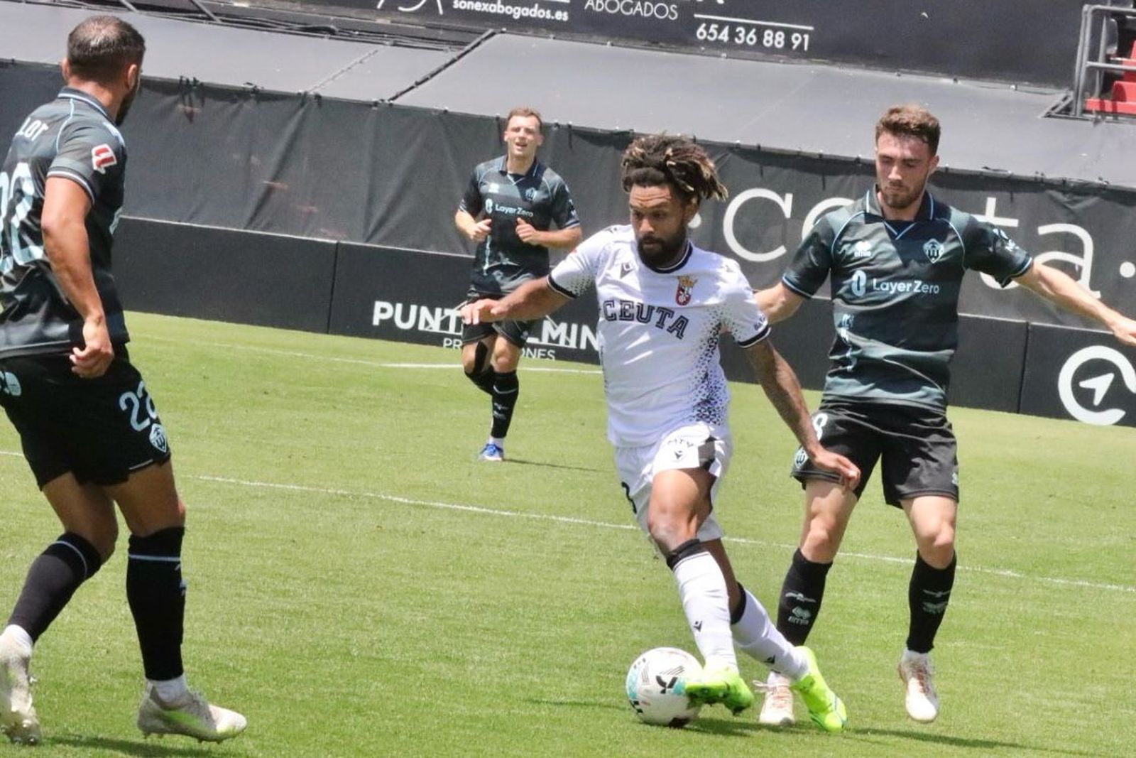 Así se vivió el partido entre la AD Ceuta y el CD Castellón en imágenes