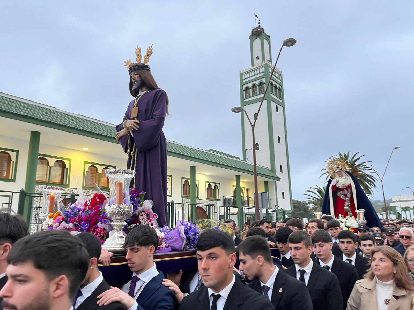 Fe, redención y  convivencia: Ceuta vuelve a mostrar sus mejores galas en el Traslado del Cautivo