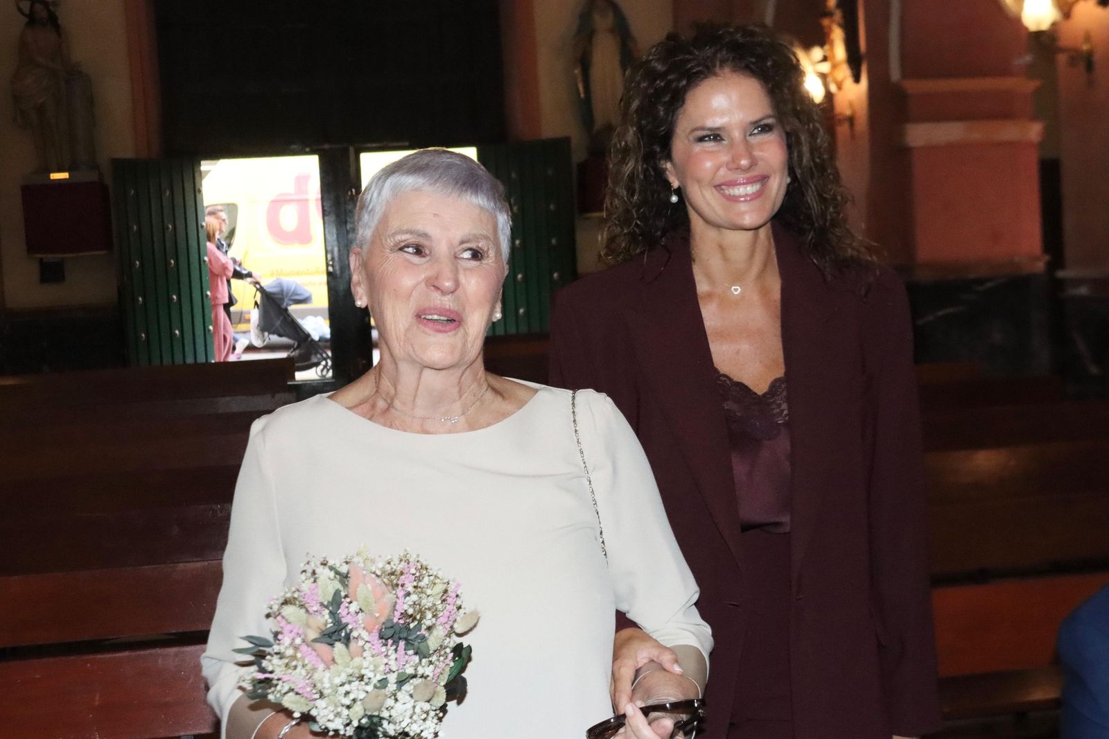 Boda de Oro de Manuel y María Isabel en la Iglesia de los Remedios