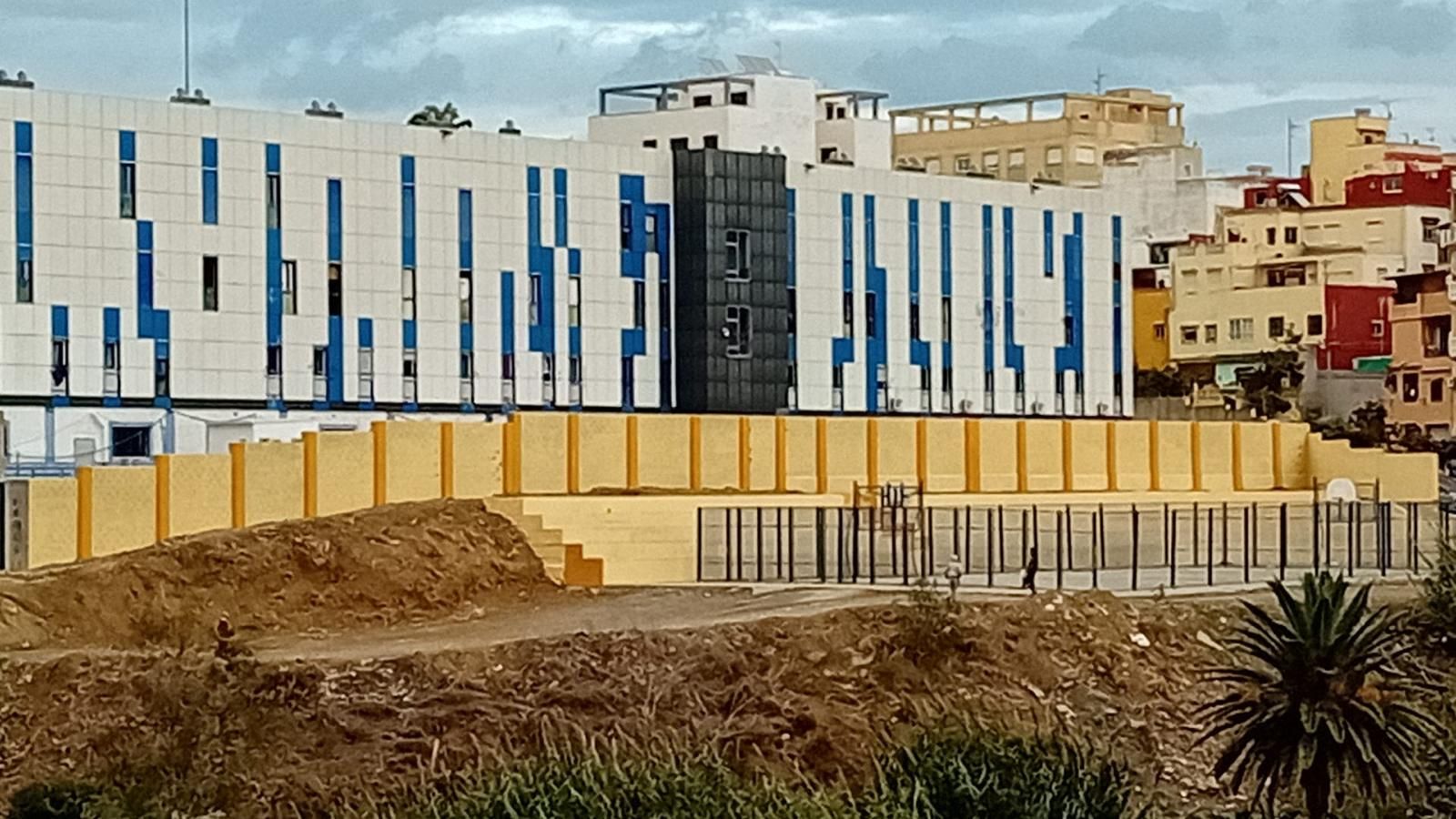 La Ciudad acomete trabajos de limpieza, desbroce y mantenimiento en distintas barriadas