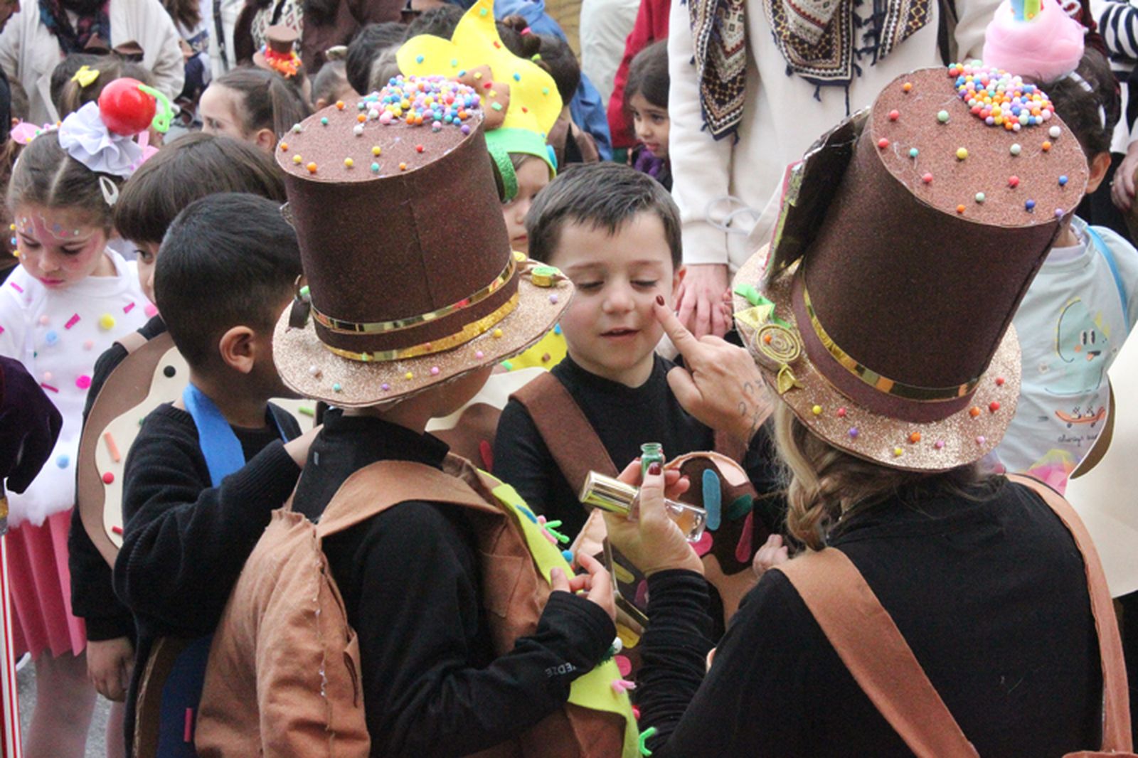 Pasacalles de carnaval del Beatriz de Silva. / FOTO S.C.