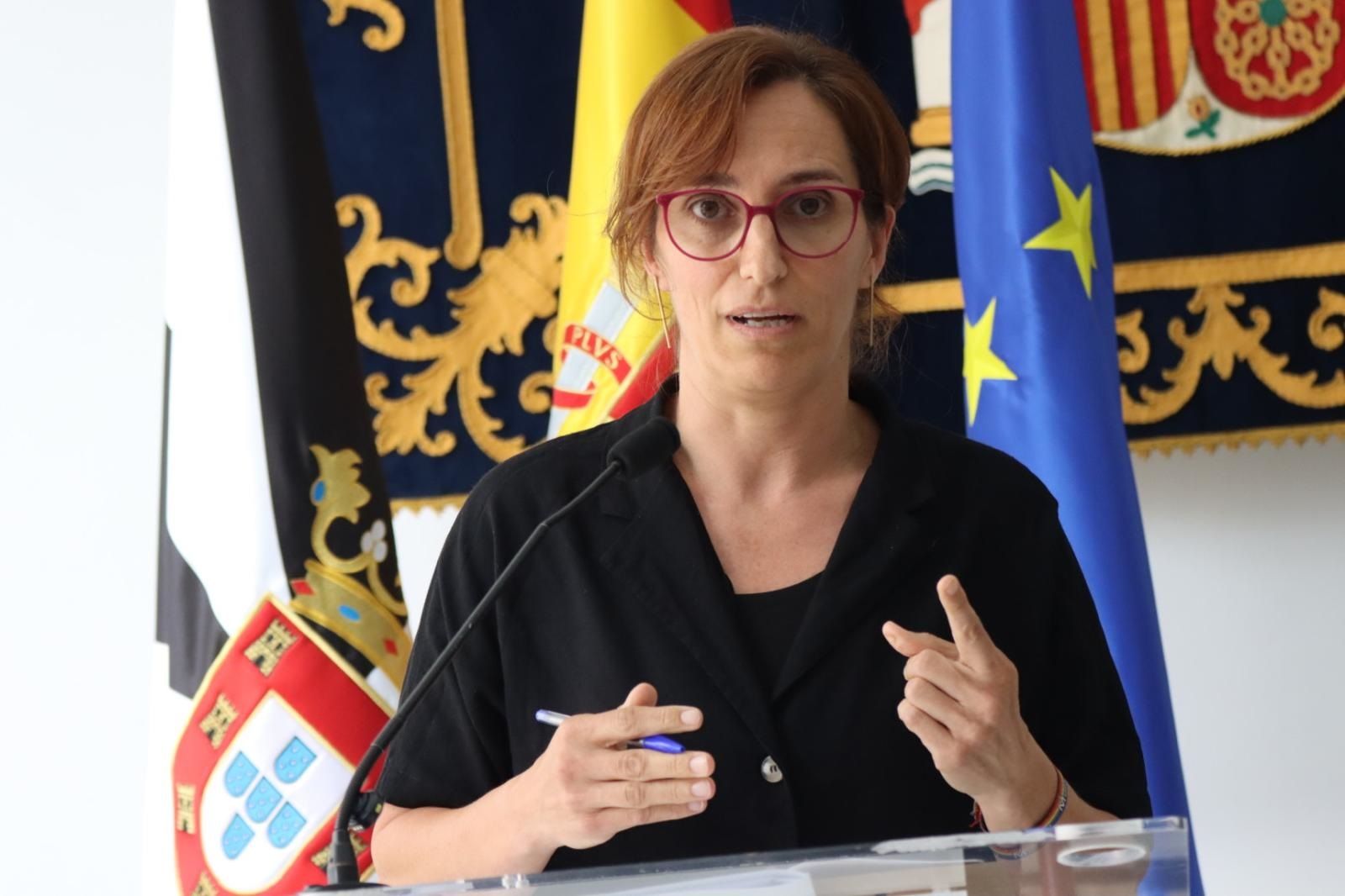 Mónica García.
