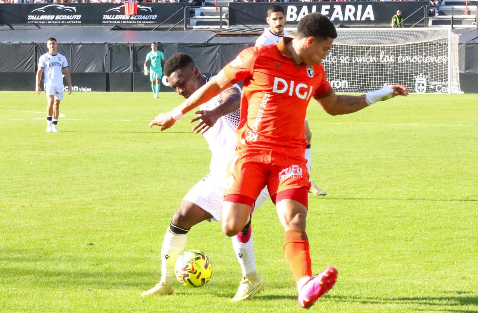 FOTOGALERÍA | Así se vivió la sexta victoria ceutí en el Alfonso Murube