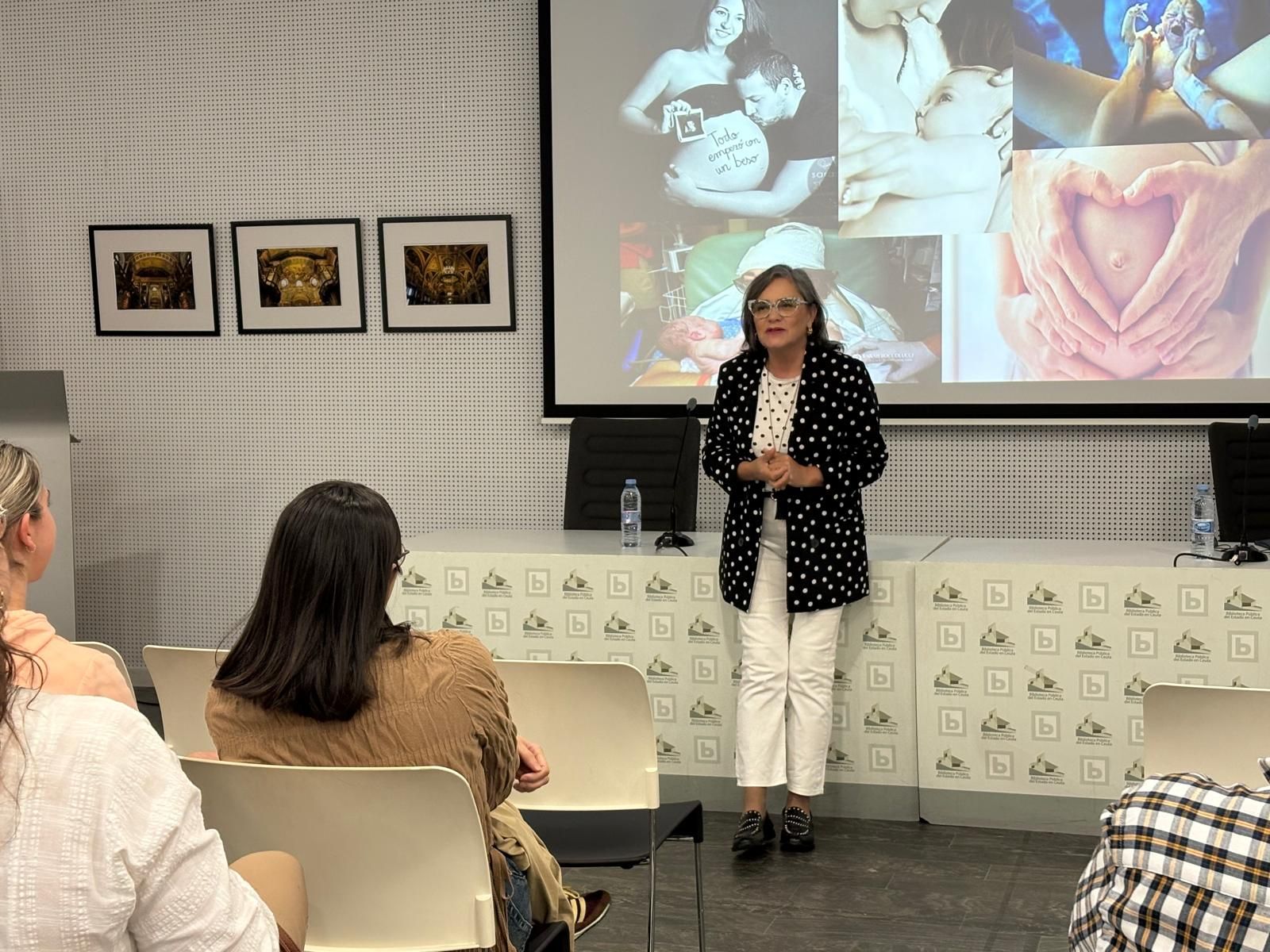 Dolores Escalante durante la ponencia este miércoles